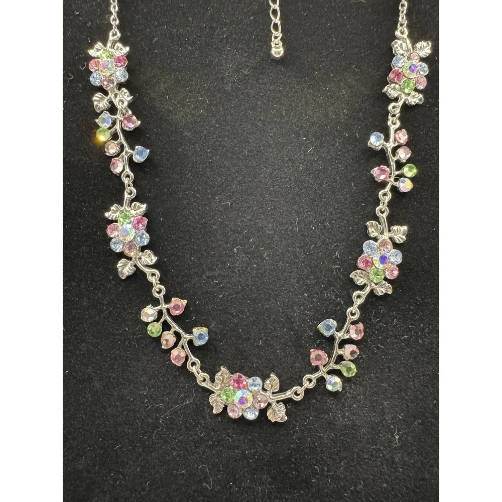 Vintage Pastel Rhinestone‎ Flower Necklace - 19" - Picture 2 of 9
